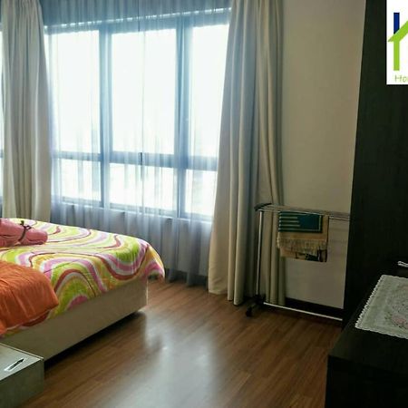 Walking To Cental I-City Mall With 2 Rooms 2 Bathrooms Shah Alam Extérieur photo