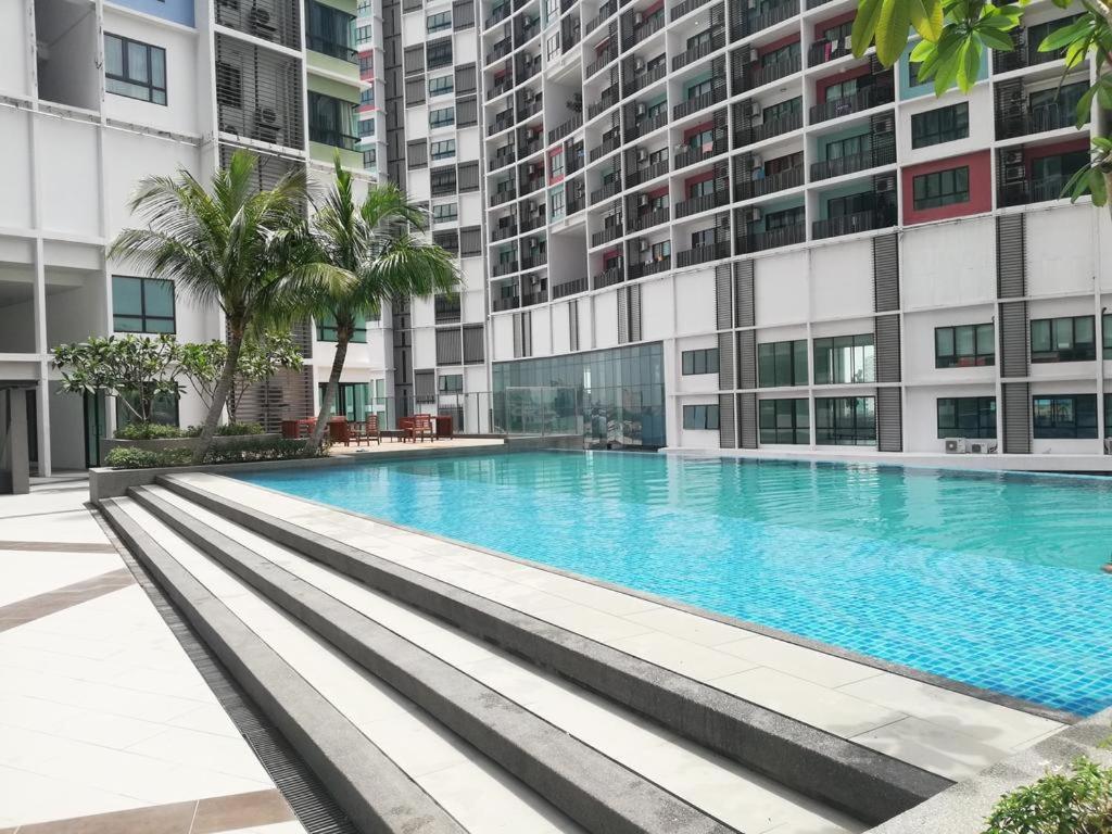 Walking To Cental I-City Mall With 2 Rooms 2 Bathrooms Shah Alam Extérieur photo